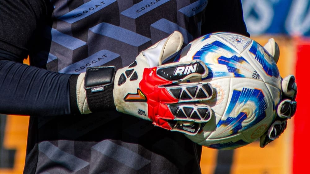 Generic keeper gloves 1 pexels