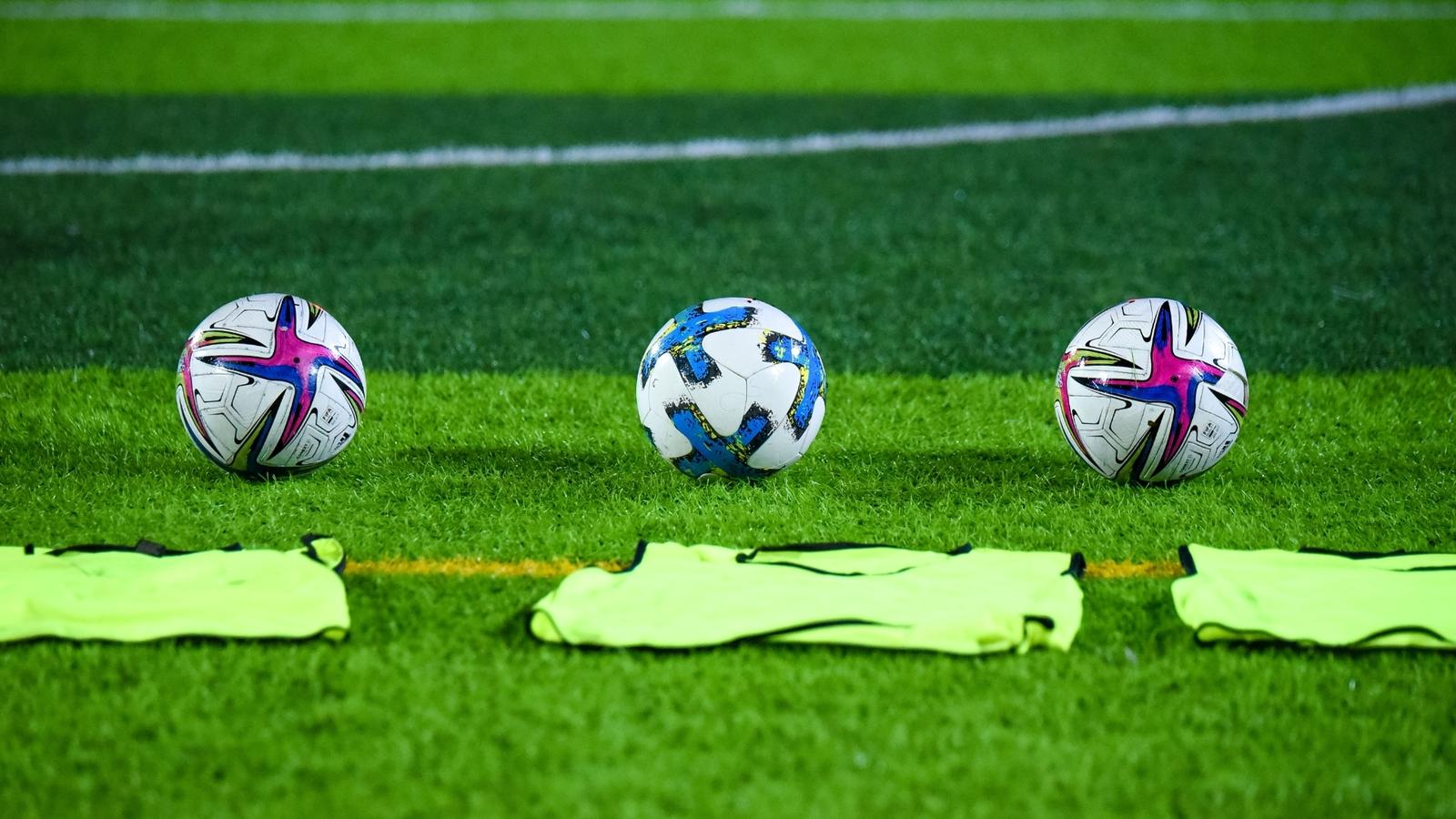 Generic training balls 1 pexels
