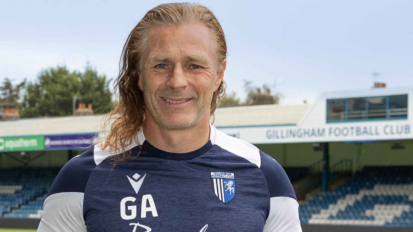 Gareth ainsworth 1a skybet