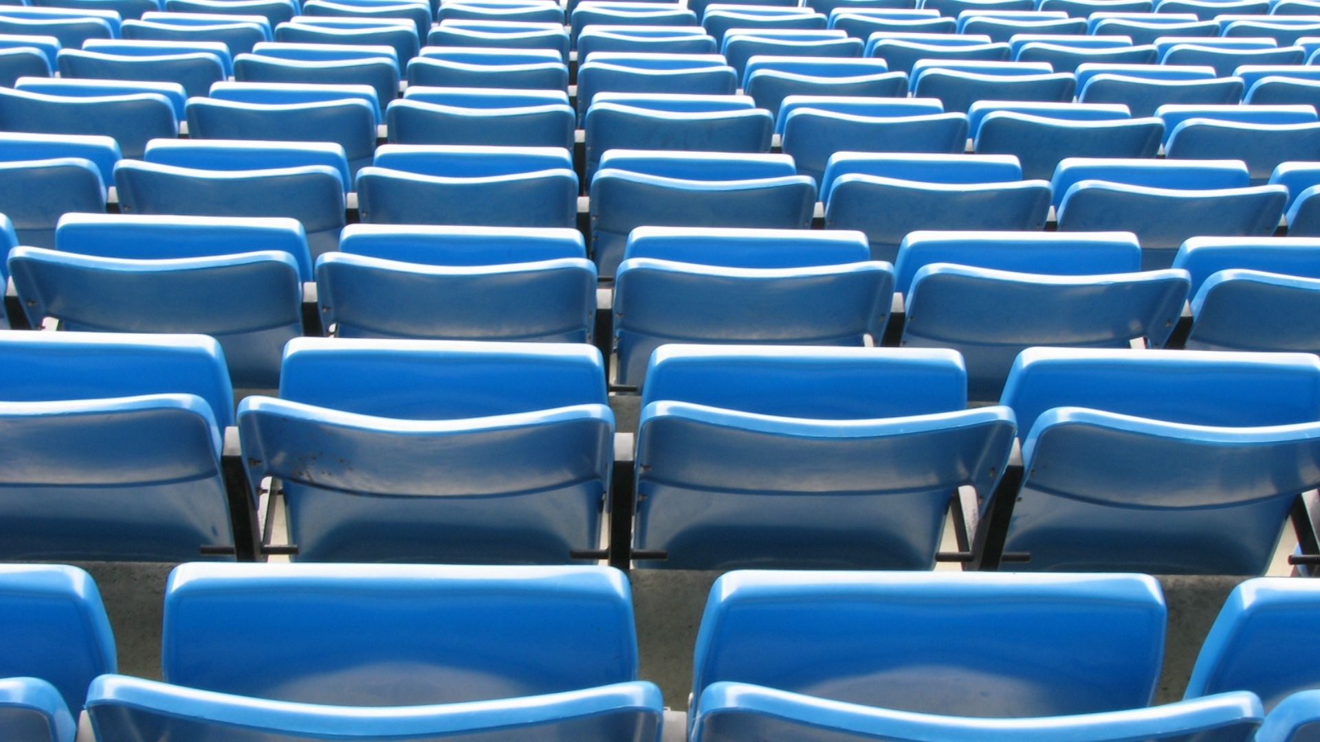 Priestfield seats 6